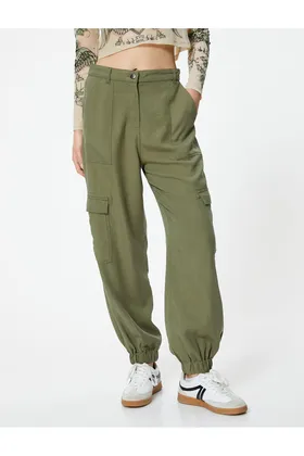 شلوار Jogger Cargo با جیب پارچه Lyocell™ 4SAL40039IW