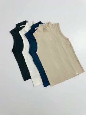 تاپ یقه ایستاده