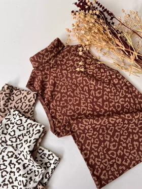 تاپ یقه اسکی پلنگی *