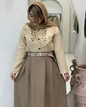 شومیز و دامن گلدوزی
