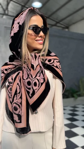 روسری مخمل