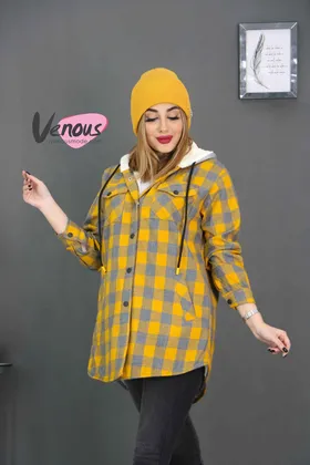 پالتو چهارخونه داخل ببعی