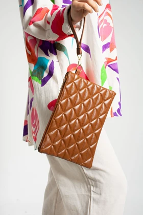 کیف نمونه کار و کلاچ زنانه defnella defnella