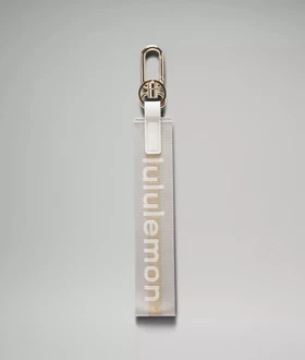 جاکلیدی لولولمون مدل Never Lost Keychain