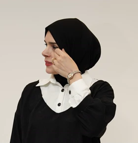 حجاب مشکی مهنا