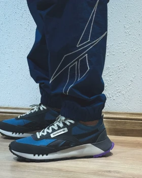 کتانی Reebok