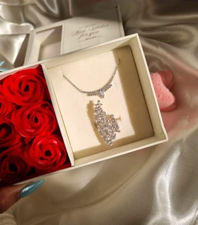 گردنبند ، انگشتر آمیتیس