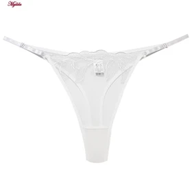 ست شورت و سوتین زنانه مدل فنردار سفید برتا کد 5108-4032-W به همراه نگهدارنده جوراب
