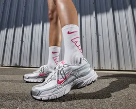 کفش دویدن Nike Wmns Initiator PC_394053-101