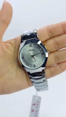 ساعت مچی مردانه فیوو Feiwo با طراحی مینیمال و موتور کوارتز