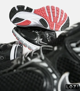 کفش کتانی مردانه مشکی نایک NIKE zoom vomero 5