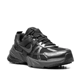 کتانی نایک V2K ران مشکی Nike V2K Run "Black/Dark Smoke Grey
