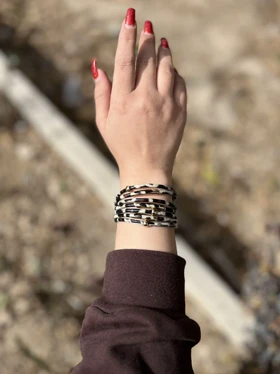 دستبند چرمی چند لاین زنانه کد dsc10013 گالری موژان حیدری