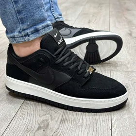 کفش کتانی اسپرت مردانه رنگ مشکی مدل نایک ایر NIKE