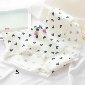 شورت زنانه نخی قلبی سرمه ای منگوله‌دار