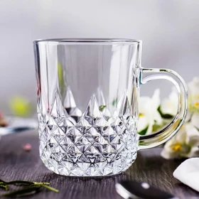 استکان چای خوری دسته دار مدل الماس