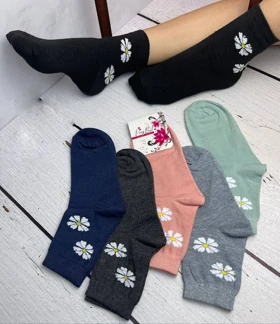 جوراب زنانه نیم ساق بابونه