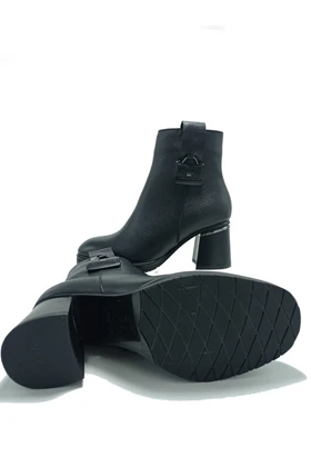 بوت و نیم بوت زنانه venus venus