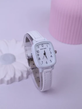 ساعت زنانه چرمی کوتاکه کد W399 (سفید)