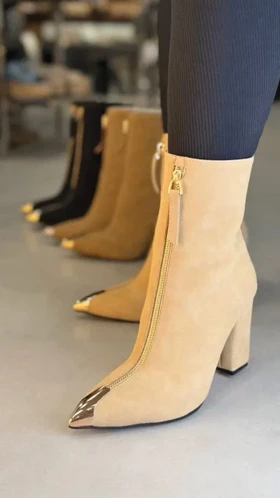 685 - نیم بوت پنجه طلا فلزجلو زیپ 685