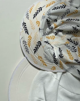 شال طرح‌دار ساده پارچه‌ای