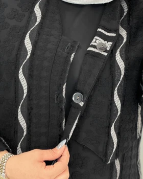 مانتو دکمه مخفی