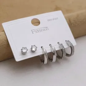 پک گوشواره نگین‌دار روژیار با آبکاری نقره925 رنگ سیلور