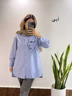 مانتو داکرون تندیس