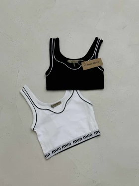 کراپ MIU MIU