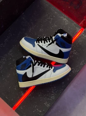 کتانی نایک ایر جردن 1 ساق‌دار ترویس اسکات آبی فرگمنت Nike Travis Scott Air Jordan 1 High SP Fragment
