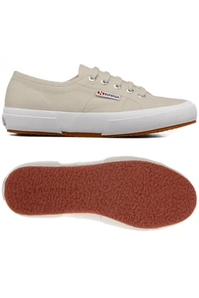 کتانی سوپرگا superga