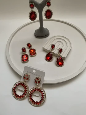 گوشواره قرمز قطره