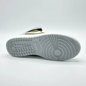کفش کتانی اسپرت ساق‌دار مردانه رنگ طوسی یشمی مدل نایک NIKE Jordan 1 low