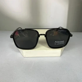 عینک آفتابی پلیس مدل hc p8042 (فریم مشکی)