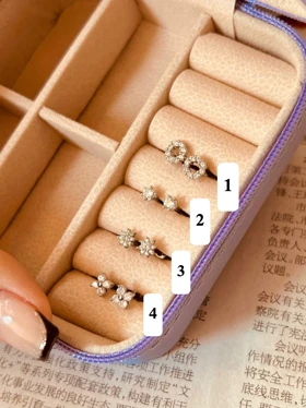 پیرسینگ گوش جواهری