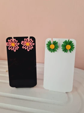 گوشواره بابونه