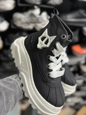 نیم بوت لژدار مردانه نیکدولف مشکی سفید