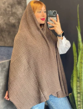 شال پلیسه طرحدار ماندانا کد : L175