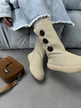 بوت UGG بغل سه دکمه