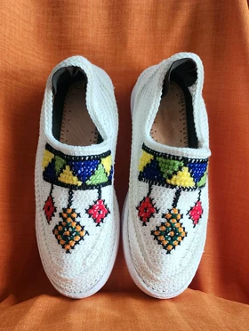 گیوه کد 59 طرح سوزن دوزی شاخه ای