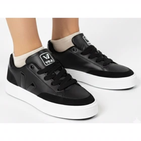 کتانی زنانه veja