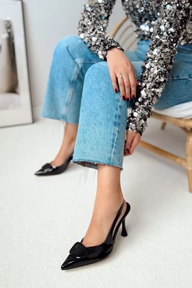 کفش پاشنهبلند کلاسیک زنانه polka-store polka-store