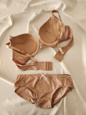 ست سوتین و شورت نخی جکدار فنردار CHANVIEN LEEN کد: 2210