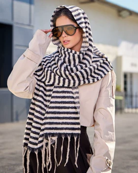 شال پاییزه موهر حوله‌ای راه راه عرضی 20523