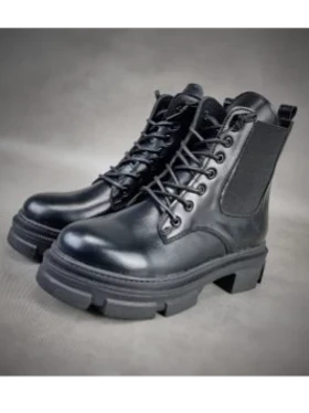 نیم بوت کشی کارناوال