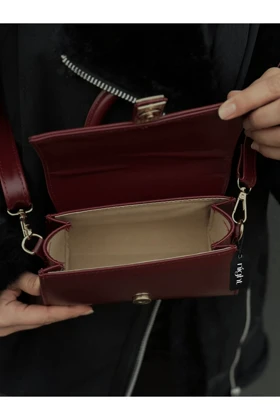 کیف دوشی زنانه night night