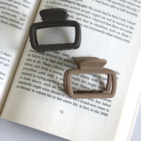 کلیپس مدل 3026