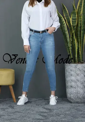 شلوار جین آبی روشن