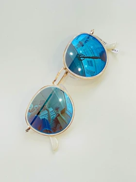 عینک گرد دور صدفی