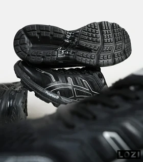 کفش کتانی مردانه مشکی ASICS GT 2000